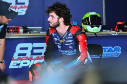 เพลงชาติไทยกระหึ่ม! แสตมป์ เข้าวิน โฮมเรซ ตี-ไอเดีย-อุ้ม พาเหรดกวาดโพเดียม Asia Road Racing