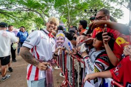 สวัสดีประเทศไทย! นักบิดร่วม Pre Event ต้อนรับสู่ MotoGP ที่จะระเบิดศึกสุดสัปดาห์นี้ ภายใต้ธีมเสน่ห์อีสานใต้ สุดอบอุ่น-ประทับใจ