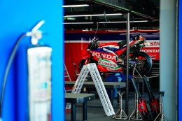 "เอฟไอเอ็ม" ไฟเขียวเปิดตู้รถแข่งโมโตจีพี "มาร์เกซ" นำทัพประเดิมแทร็ก เตรียมพร้อม "พรี-ซีซั่น เทสต์" สุดสัปดาห์นี้!