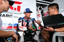 เพลงชาติไทยกระหึ่ม! แสตมป์ เข้าวิน โฮมเรซ ตี-ไอเดีย-อุ้ม พาเหรดกวาดโพเดียม Asia Road Racing