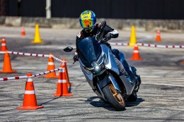 All New Yamaha NMAX Tech Max VS All New Yamaha AEROX 2025