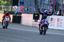 มันส์ระดับโลก! แสตมป์ แซงโค้งสุดท้ายเฉือน มิกซ์ สุดเดือด โอม-ภวัต พระเอกดังคว้าโพเดียมแรกในชีวิต