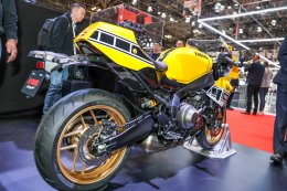 Yamaha XSR900 GP สปอร์ตเน็คเก็ตสไตล์ Heritage