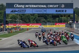 ธงไทยกระหึ่มเอเชีย! 5 นักบิดผงาดกวาดโพเดียม ซิว 2 แชมป์ ศึก Asia Road Racing สนาม 2