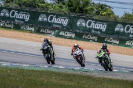 เกมพลิก!  NEXZTER BRIC Superbike แลกกันสุดมันส์ อนุชา โชว์เก๋า ซิ่งแทร็กฝนคว้าชัยรุ่นใหญ่เปิดหัวฤดูกาล