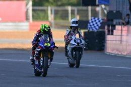 มันส์ระดับโลก! แสตมป์ แซงโค้งสุดท้ายเฉือน มิกซ์ สุดเดือด โอม-ภวัต พระเอกดังคว้าโพเดียมแรกในชีวิต