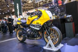 Yamaha XSR900 GP สปอร์ตเน็คเก็ตสไตล์ Heritage