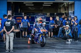 เพลงชาติไทยกระหึ่ม! แสตมป์ เข้าวิน โฮมเรซ ตี-ไอเดีย-อุ้ม พาเหรดกวาดโพเดียม Asia Road Racing