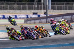 เพลงชาติไทยกระหึ่ม! แสตมป์ เข้าวิน โฮมเรซ ตี-ไอเดีย-อุ้ม พาเหรดกวาดโพเดียม Asia Road Racing