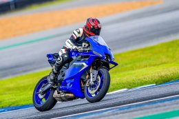 รีวิว Yamaha R9 ซูเปอร์สปอร์ตยุคใหม่ สมรรถนะที่พร้อมมอบความตื่นเต้นเร้าใจในทันที