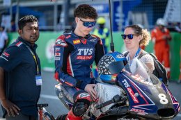 "โฮมเรซประวัติศาสตร์! นักบิดไทยเหมาแชมป์ทุกรุ่น 'ชิพ-มิกซ์-ไอเดีย-เติ้ล'  ยืนโพเดี้ยมที่ 1 ปิดฉาก เอเชีย โร้ด เรซซิ่ง 2025 อย่างยิ่งใหญ่