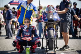 "โฮมเรซประวัติศาสตร์! นักบิดไทยเหมาแชมป์ทุกรุ่น 'ชิพ-มิกซ์-ไอเดีย-เติ้ล'  ยืนโพเดี้ยมที่ 1 ปิดฉาก เอเชีย โร้ด เรซซิ่ง 2025 อย่างยิ่งใหญ่