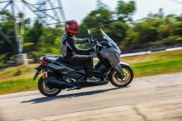 NEW YAMAHA XMAX TECH MAX 2026 Premium Smart Scooter