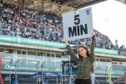 "โฮมเรซประวัติศาสตร์! นักบิดไทยเหมาแชมป์ทุกรุ่น 'ชิพ-มิกซ์-ไอเดีย-เติ้ล'  ยืนโพเดี้ยมที่ 1 ปิดฉาก เอเชีย โร้ด เรซซิ่ง 2025 อย่างยิ่งใหญ่