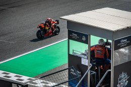 "เบซเซ็คคี" เร็วสุด...ทุบสถิติสนามช้าง!!! ผงาด บุรีรัมย์ เทสต์"