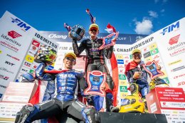 เพลงชาติไทยกระหึ่ม! แสตมป์ เข้าวิน โฮมเรซ ตี-ไอเดีย-อุ้ม พาเหรดกวาดโพเดียม Asia Road Racing