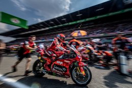 กกท. ยืนยัน ไทยพร้อมเป็น ประตูบานแรก' สู่ MotoGP ฤดูกาล 2026! ประกาศเปิดขายบัตร '3-in-1' พร้อมกันทั่วโลก 11 พ.ย. นี้