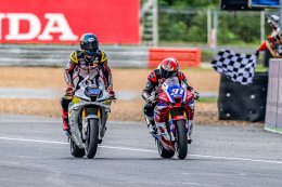 มันส์ระดับโลก NEXZTER BRIC Superbike สนาม 2 "แสตมป์" เฉือนคว้าชัย -นทีธาร รับแชมป์สองสนามรวด