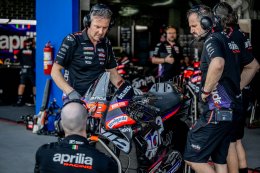 พี่น้องตระกูล "มาร์เกซ" กดเวลาดีสุดรั้ง 1-2 พรี-ซีซั่นเทสต์ วันแรก !!! อเล็กซ์ กดเวลาเร็วสุดเฉือน มาร์ค รั้งจ่าฝูงที่สนามช้าง