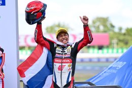 เพลงชาติไทยกระหึ่ม! แสตมป์ เข้าวิน โฮมเรซ ตี-ไอเดีย-อุ้ม พาเหรดกวาดโพเดียม Asia Road Racing