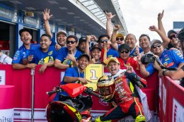 เพลงชาติไทยกระหึ่ม! แสตมป์ เข้าวิน โฮมเรซ ตี-ไอเดีย-อุ้ม พาเหรดกวาดโพเดียม Asia Road Racing