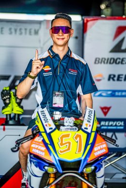 NEXZTER BRIC Superbike 2025 หวดคันเร่งสนามแรก ดาวบิดไทย-เทศคับคั่ง! "แสตมป์" เฉือน "มิกซ์" รั้งจ่าฝูงวันแรก