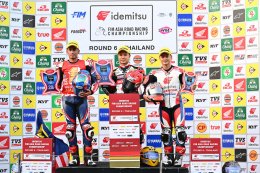 "โฮมเรซประวัติศาสตร์! นักบิดไทยเหมาแชมป์ทุกรุ่น 'ชิพ-มิกซ์-ไอเดีย-เติ้ล'  ยืนโพเดี้ยมที่ 1 ปิดฉาก เอเชีย โร้ด เรซซิ่ง 2025 อย่างยิ่งใหญ่