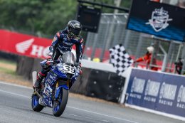 ธงไทยกระหึ่มเอเชีย! 5 นักบิดผงาดกวาดโพเดียม ซิว 2 แชมป์ ศึก Asia Road Racing สนาม 2