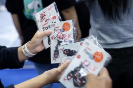 เด็กใหม่บุกบูทยามาฮ่าเปิดจักรวาลยูนีคเวิร์ส โชว์ความเป็นตัวเองกับมอเตอร์ไซค์สุดเทรนดี้ YAMAHA FAZZIO HYBRID #คันใหม่ถูกใจโน๊ะ!