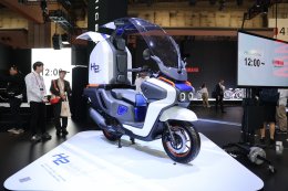 ก้าวใหม่ของ YAMAHA เปิดตัว H2 Buddy Porter Concept ต้นแบบสกู๊ตเตอร์พลังไฮโดรเจน ขับเคลื่อนอนาคตอย่างยั่งยืน