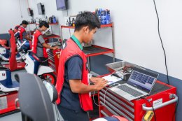 ไทยยามาฮ่ามอเตอร์ จัดการแข่งขันทักษะวิชาชีพ สาขาวิชารถจักรยานยนต์ ปีที่ 6