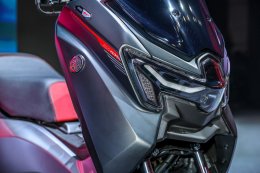 NEW YAMAHA XMAX & NMAX รุ่นพิเศษ 25th ANNIVERSARY MAX SERIES ฉลอง 25 ปี MAX SERIES