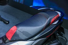 NEW YAMAHA XMAX & NMAX รุ่นพิเศษ 25th ANNIVERSARY MAX SERIES ฉลอง 25 ปี MAX SERIES