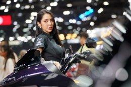 รถดี โปรคุ้ม พริตตี้สวยตาแตก! ในงาน BIG MOTOR SALE 2025