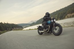 ไทรอัมพ์ มอเตอร์ไซเคิลส์ จัดกิจกรรม Bonneville Experience Demo Day