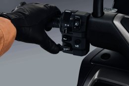 NEW YAMAHA NMAX Tech MAX เปิดตัวสีใหม่พรีเมียมสปอร์ต THE MAX PRIDE BOOSTER บูสต์ฟีลเทอร์โบมันส์เต็ม MAX!