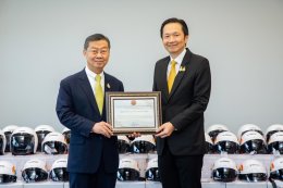 ยามาฮ่าเดินหน้าเสริมสร้างความปลอดภัย มอบหมวกนิรภัยมาตรฐานสำหรับผู้ใหญ่จำนวน 500 ใบ ให้คณะกรรมการบูรณาการการกู้ชีพ และความปลอดภัยทางถนน วุฒิสภา