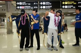 "กวาร์ตาราโร" - "รินส์" ปลื้ม ไทยยามาฮ่า - แฟนคลับ ต้อนรับอบอุ่น จัดชุดมวยไทยสุดว้าว ลั่นเต็มร้อยลุยศึกโมโตจีพี สนามประเทศไทย