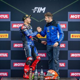 ออนจู ฟอร์มโหด ! ควบ YAMAHA YZF-R9 ผงาดแชมป์เรซ 2 WorldSSP สาธารณรัฐเช็ก