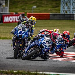 ออนจู ฟอร์มโหด ! ควบ YAMAHA YZF-R9 ผงาดแชมป์เรซ 2 WorldSSP สาธารณรัฐเช็ก