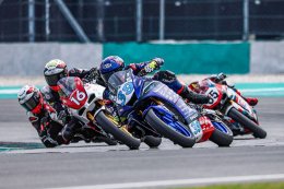 ทัพนักบิดไทยยามาฮ่า พลิกเกมสุดโหด ARRC ไอเดีย-กฤตภัทร ปลดล็อก คว้าชัยแรกที่ มาเลเซีย ตี-อนุภาพ โชว์ฟอร์มดุ ! แซงจากท้ายเบิ้ลโพเดียม