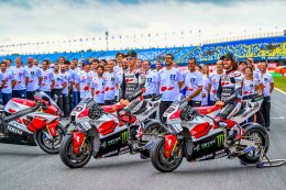 ยามาฮ่า มอเตอร์ ประกาศความยิ่งใหญ่ ฉลอง 70 ปี สุดอลังการ เผยโฉมม้าศึก M1 ลายพิเศษลุย Dutch GP สนามที่ 10 อาทิตย์นี้