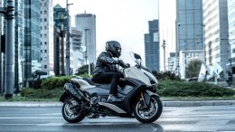 New YAMAHA TMAX 2025 พรีเมี่ยมบิ๊กสกู๊ตเตอร์โฉมใหม่ ยกระดับความหรูหรา