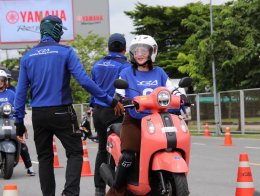 ยามาฮ่าจัดอบรมหลักสูตรขับขี่รถจักรยานยนต์ How to Ride ให้สมาชิกสมาคมผู้สื่อข่าวรถยนต์ และรถจักรยานยนต์ไทย (สรยท.)
