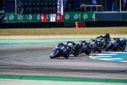 วาเลนติโน่ กดคันเร่งคว้าชัย ! ปิดเรซส่งท้ายเดือด ศึก R3 BLU CRU ชิงเจ้าความเร็วเอเชียแปซิฟิก