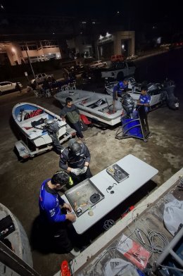 โครงการ ยามาฮ่าร่วมใจช่วยผู้ประสบภัยน้ำท่วม ส่งยามาฮ่ามารีนไทยแลนด์ ตั้งทีมเซอร์วิสเร่งด่วน! ตรวจเช็กซ่อมบำรุงเครื่องยนต์เรือ และ YAMAHA WAVERUNNER ฟรี สำหรับทีมกู้ภัย และอาสาสมัครในพื้นที่น้ำท่วมหาดใหญ่