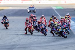 นักบิดไทยยามาฮ่า ฟอร์มโหด ! เอเชีย โร้ดฯ โฮมเรซ ตี ซิวที่ 2 จี้จ่าฝูงเหลือ 3 แต้ม ไอเดีย ผงาดโพเดียม