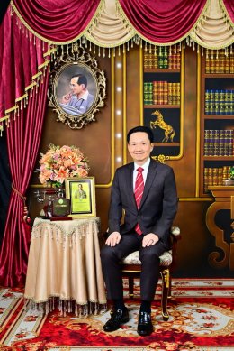 CEO ไทยยามาฮ่ามอเตอร์ ได้รับพระราชทานเกียรติบัตร พ่อตัวอย่างแห่งชาติ ประจำปี 2568