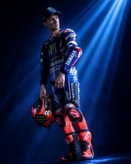 ยามาฮ่า ก้าวสู่ยุคใหม่ ! เปิดตัวทีมศึกโมโตจีพี 2026 เผยโฉมรถแข่ง M1 V4 กวาร์ตาราโร-รินส์ พร้อมลุย