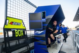 4 นักบิดยามาฮ่าเดินหน้าเก็บข้อมูลวันแรก ทดสอบ M1 V4 เตรียมลุยศึกเปิดฤดูกาล ThaiGP ที่บุรีรัมย์